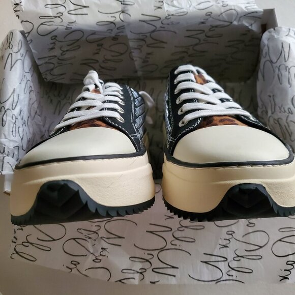 Wild Pair NWT Rocker Studded Thick Sole Sneakers Leopard In Black Canvas 9.5 - Picture 13 of 16